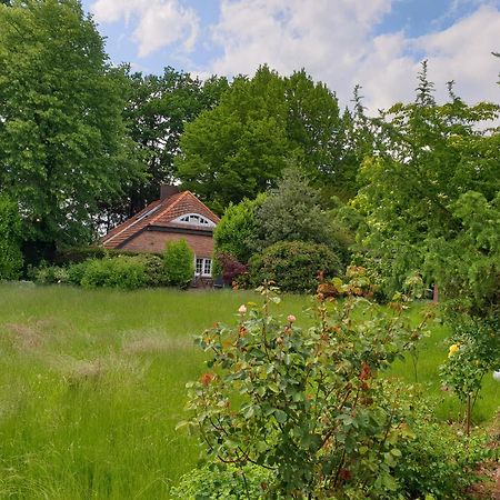 Ferienwohnung Gartenblick Westerstede Luaran gambar