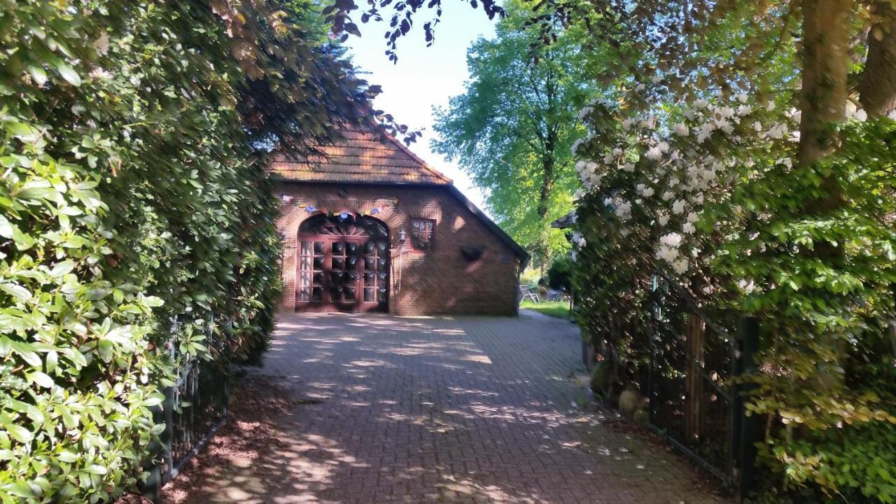 Ferienwohnung Gartenblick Westerstede Luaran gambar